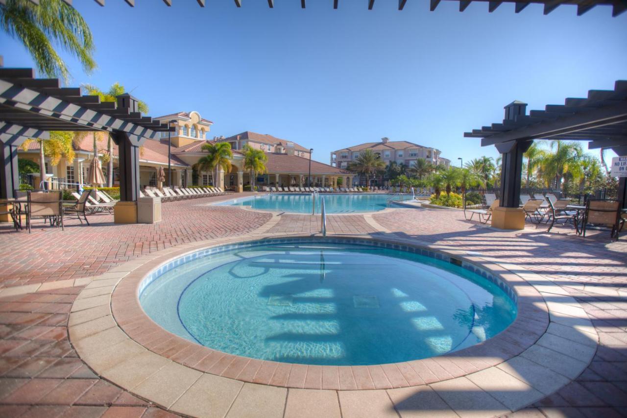 Luxurious Condo Wprivate Balcony Amazing View Orlando Bagian luar foto